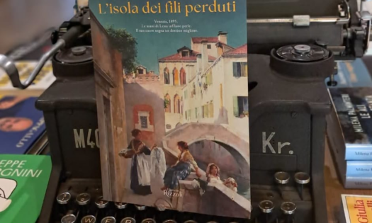 Domani il Veneto legge... e alla Tangram lo celebriamo unendo due voci straordin...