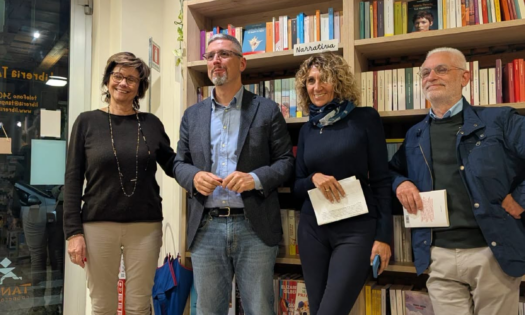 È stato un piacere ospitare Paolo Malaguti e dialogare con lui. Il suo libro ...